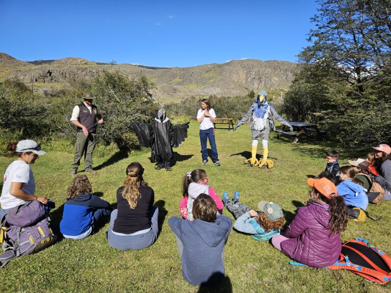 Charla “El Cóndor y sus Costumbres”